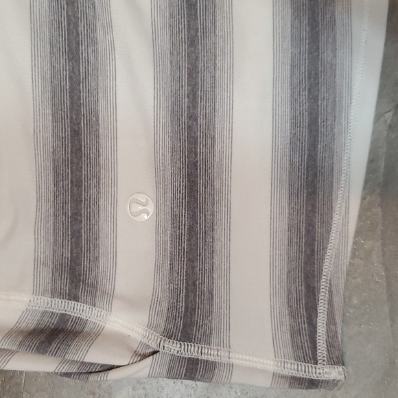 Lululemon Radiant long sleeve top. Striped grey and white. Size 6. Faux wrap. - Picture 9 of 10